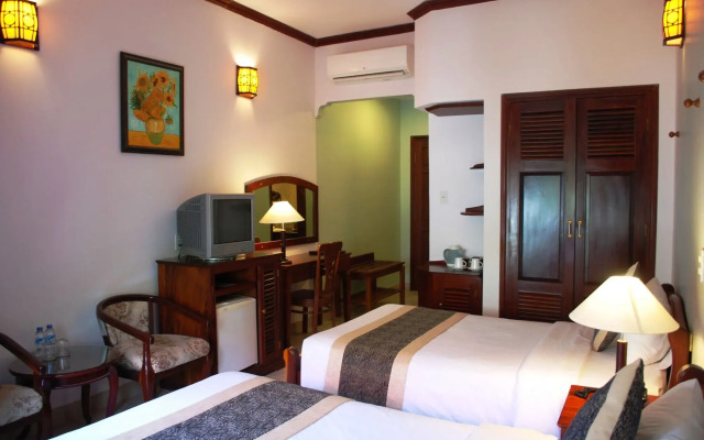 Canary Beach Resort