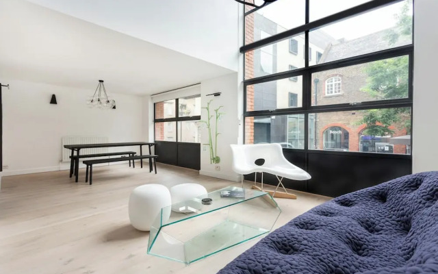 Britton Street III by Onefinestay