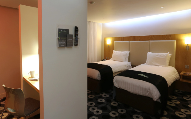 Holiday Inn Sittingbourne by IHG - Image 3