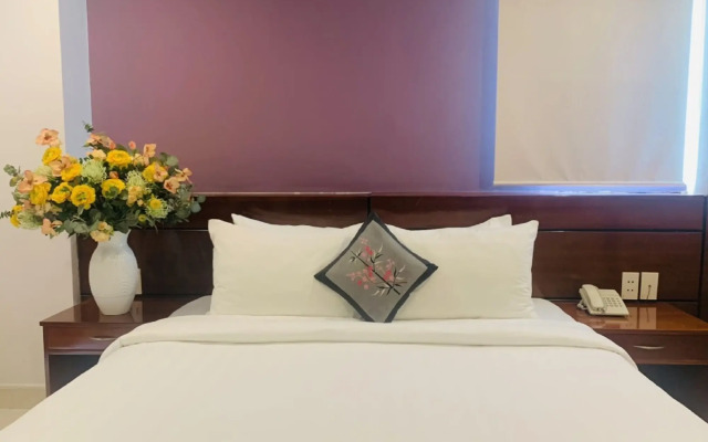 White Lotus Hotel Saigon
