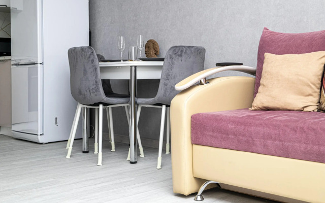 SunSet (СанСет) на улице Героя Советского Союза Аристархова