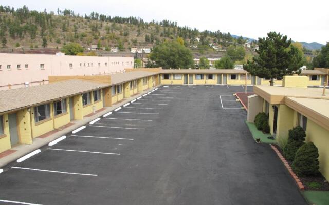 West Inn NAU - Downtown Flagstaff