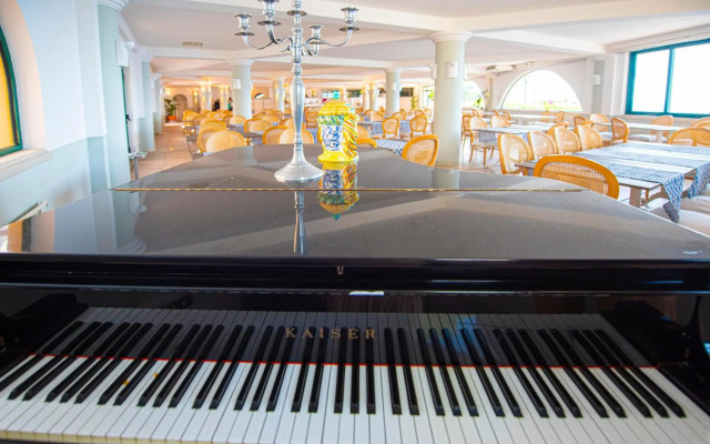 Baia Taormina Hotel