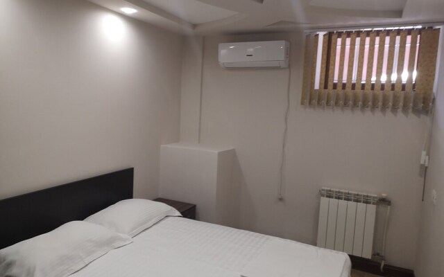 Prime Hotel & Hostel