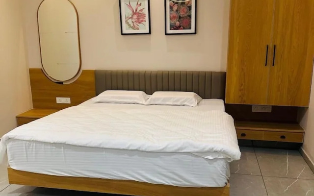 PubliQ Luxury Stays