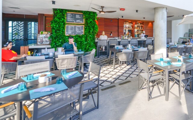 Bayside Luxury Studio Near Bayfront Park