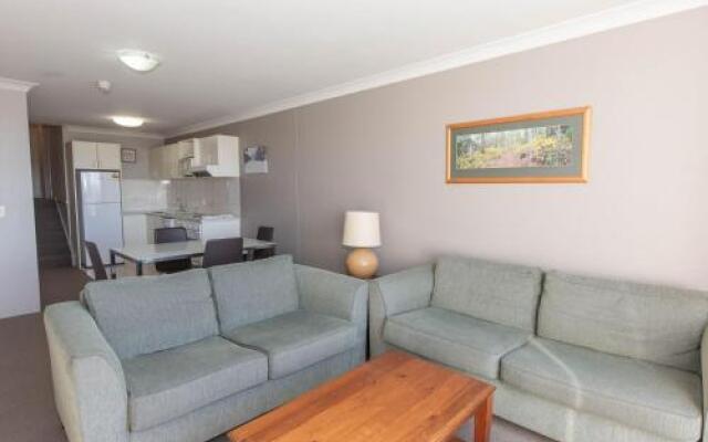 Horizons 219/10 Kosciuszko Road