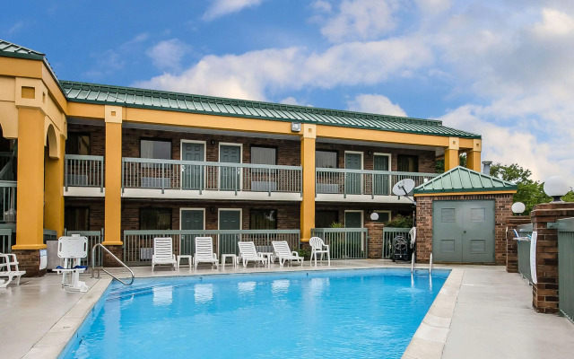 Quality Inn