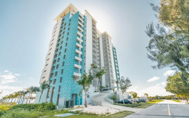 Amazing Penthouse in Exclusive Tower in Capcana