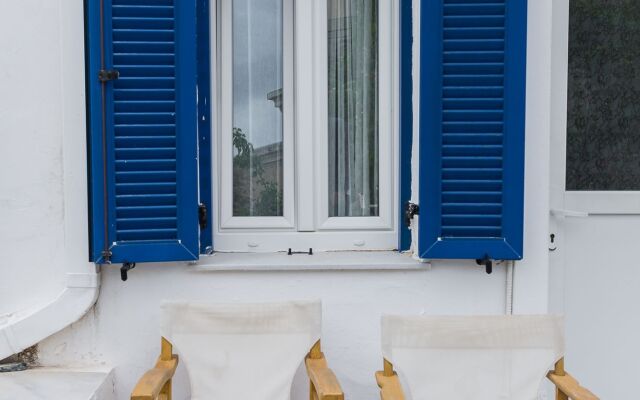 Captain Manolis Hotel