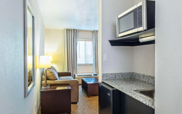 Comfort Inn And Suites