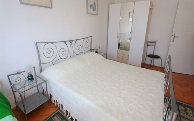 Apartment Dragi Kamen