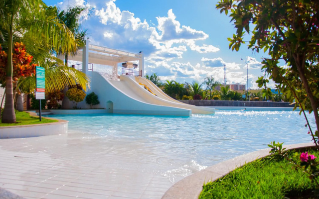 Lacqua diRoma Hotel com lazer completo 24 horas
