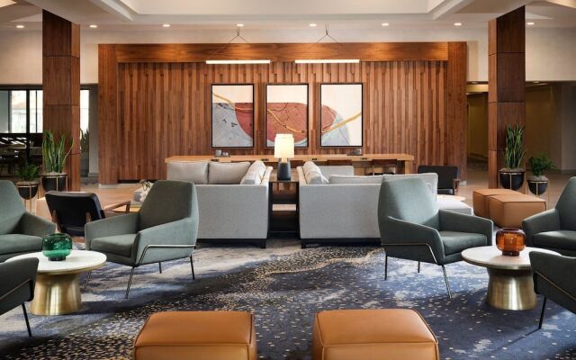 Sheraton Grand Rapids Airport Hotel