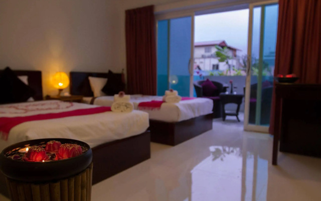 Richly Boutique Hotel & Hostel