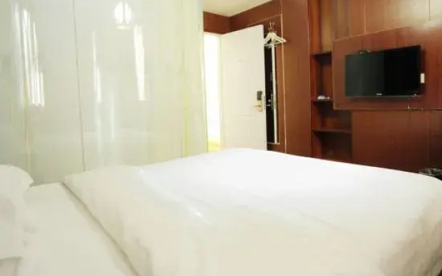 Quanzhou Milan Hotel(Luojiang Wan'an store)