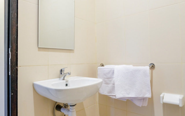 Graceland Inn Batam RedPartner