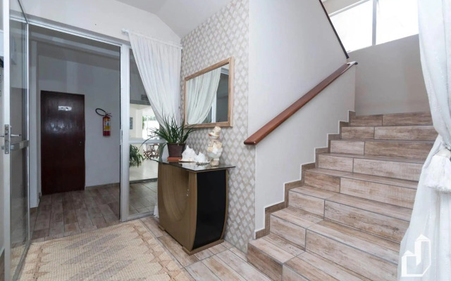 Apartamento com 02 dormitórios