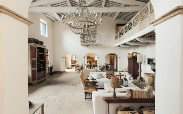 Le Porciglia by Boutique