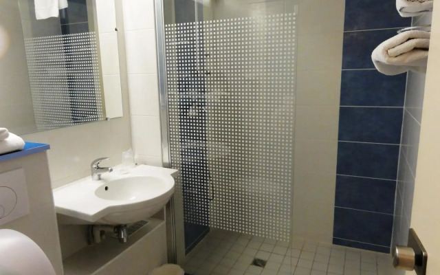 Hotel Kyriad Toulouse Sud - Roques