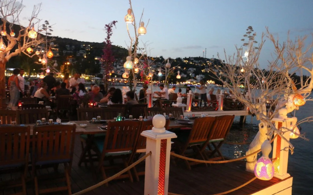 No 111 Boutique Hotel