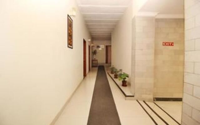 Airport Hotel