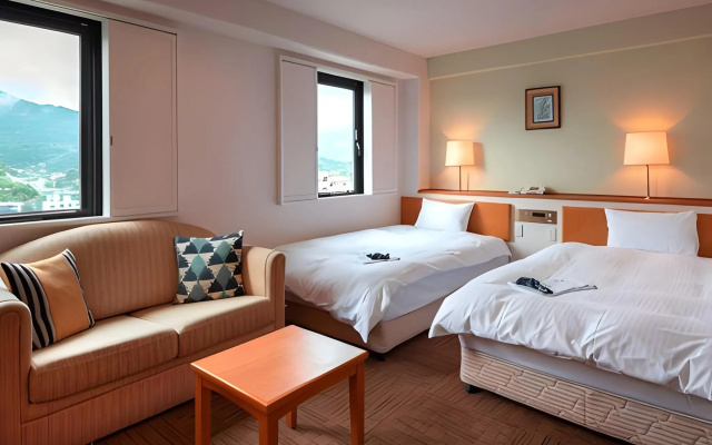 Central Hotel Imari – Guest Rooms – Imari