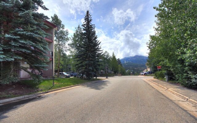 Alpenrose 303 2 Bedroom Condo by RedAwning