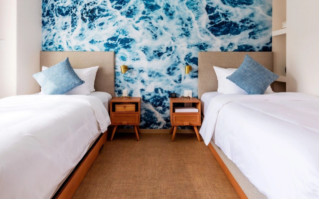 The Moana by DSH Resorts