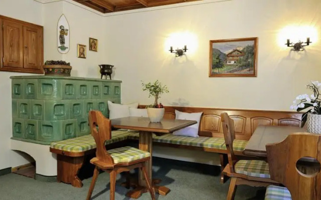 Hotel Garni Albona