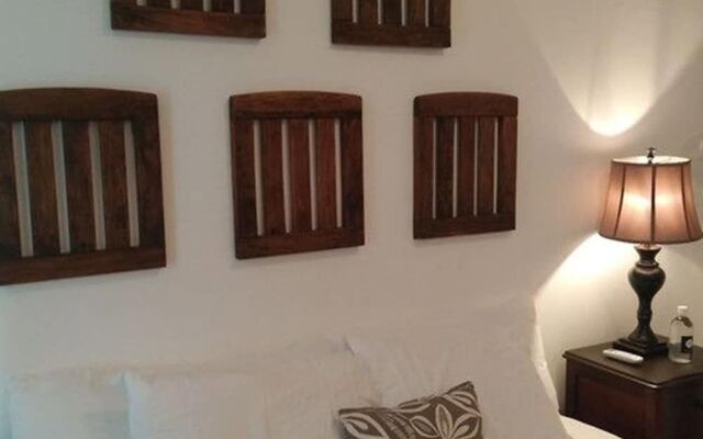 Cinco Hotel