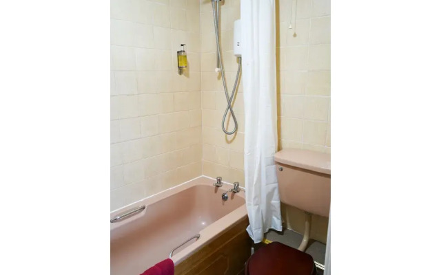 The Fox & Hounds Hotel