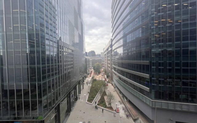 Central 1 Bedroom Apartment in Aldgate East in Zone 1