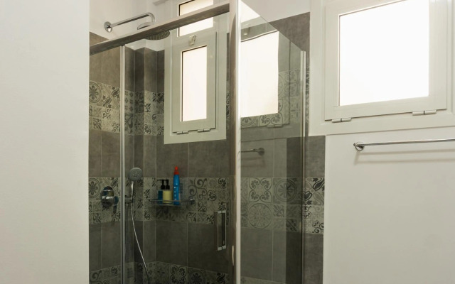 Comfort Zone Apartment in the heart of Athens