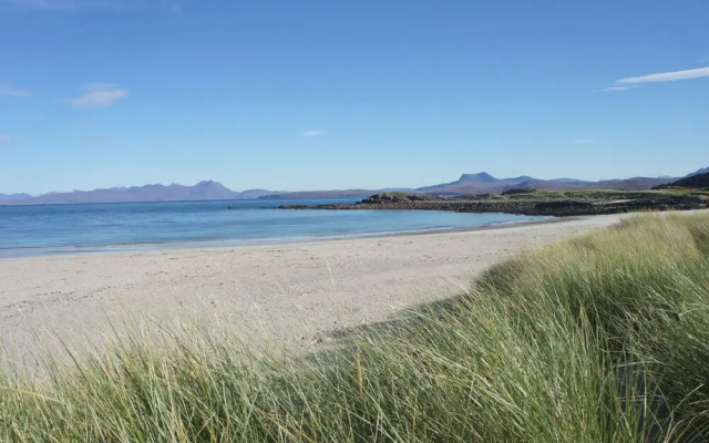 Solas, Ormiscaig, Luxury Coastal Retreat