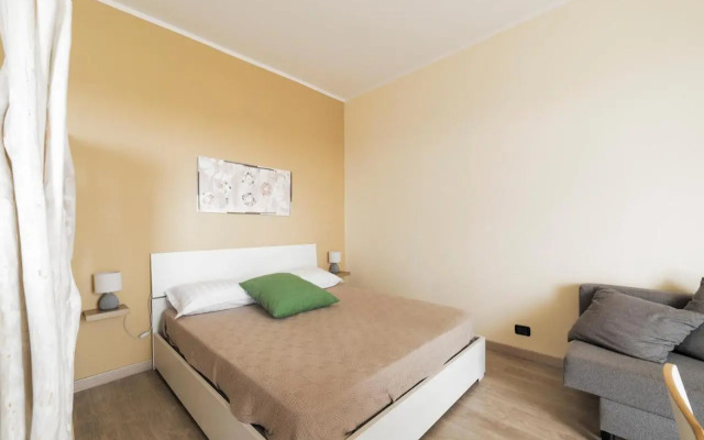 Pasteur Modern Studio with Terrace!