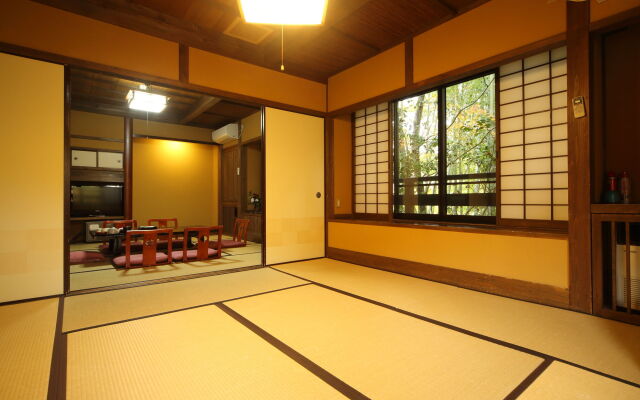 Kurokawa Onsen Ryokan Wakaba