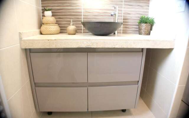 House with 2 Bedrooms in Graveson, with Enclosed Garden And Wifi