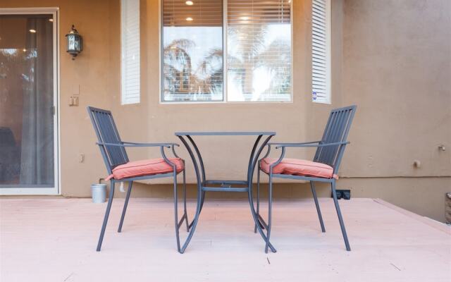 4BR Ocotillo Lakeview Home w/ Pool