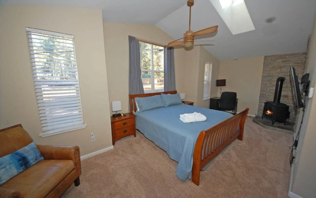 1512 Meadow Vale Drive 4 Bedroom Home by RedAwning