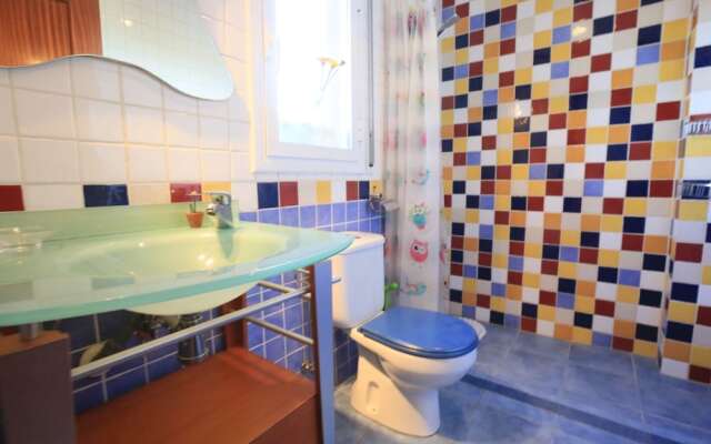 Villa Acogedora Para 8 Personas en Cambrils
