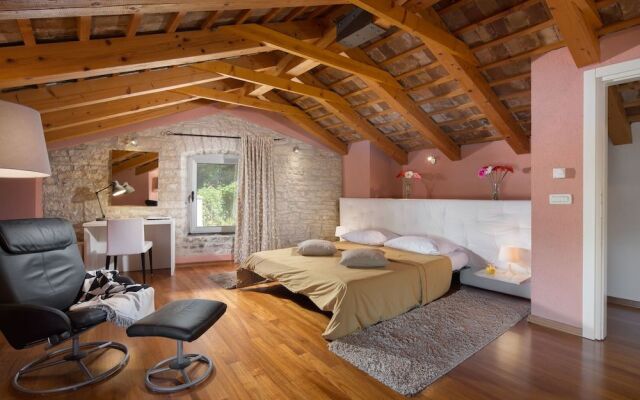Art Villa Sis