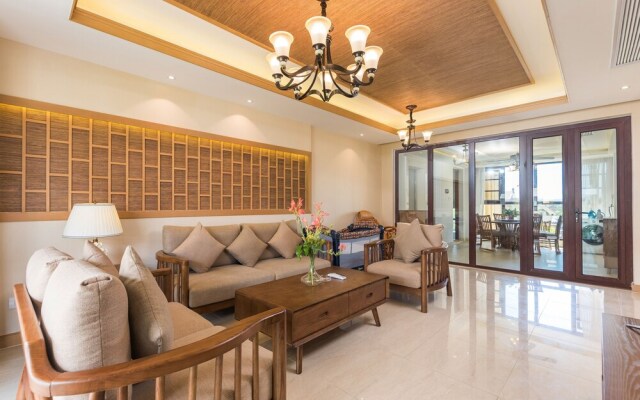 Yalong Bay LanSeJiaRi Villa Aprtment