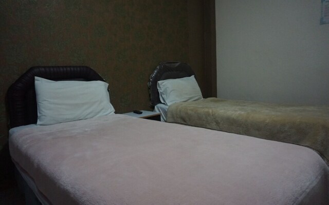 Wetsawat Place Hotel
