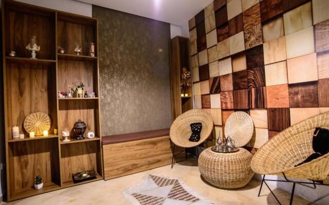 Suites hotel les charmilles & spa