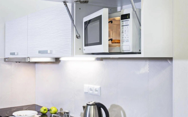 Hotel Status Apartments
