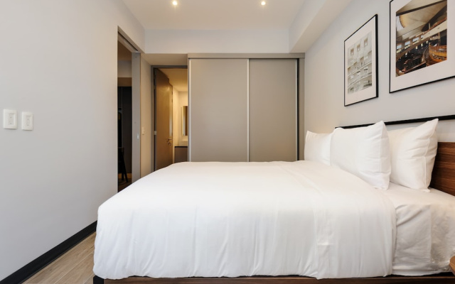 w Enchanting 1BR in the Heart of Interlomas