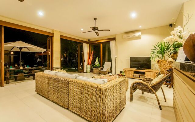 伊科巴纳巴厘岛别墅(Ikobana Bed and Breakfast Bali)