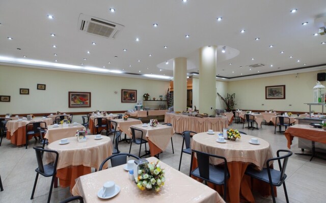 Daher Center Hotel