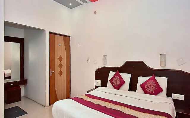 Hotel Deep Palace Near Bus Stand Udaipole